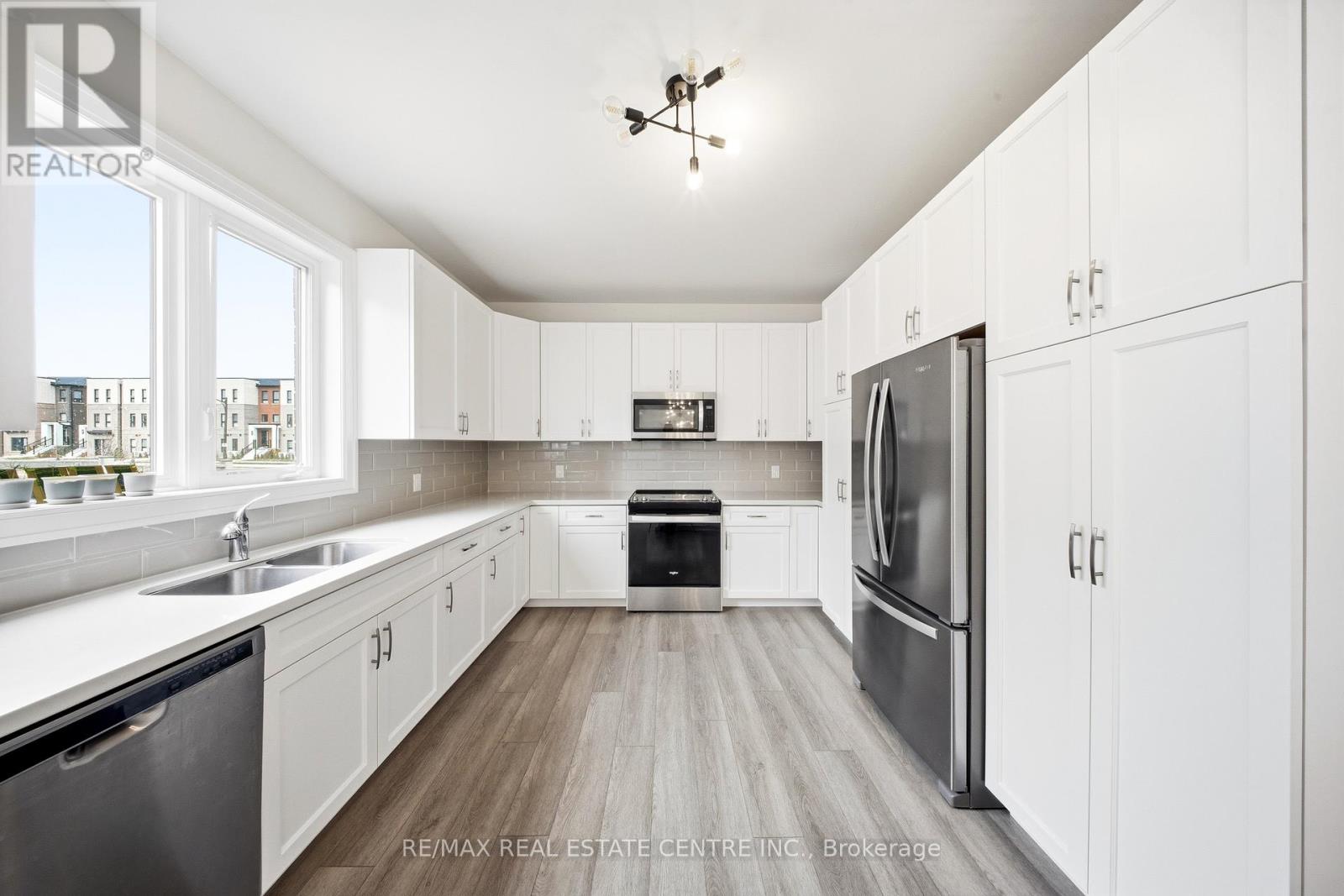 45 GREAT FALLS BOULEVARD, Hamilton (Waterdown), Ontario, L8B1X8 — Photo 14