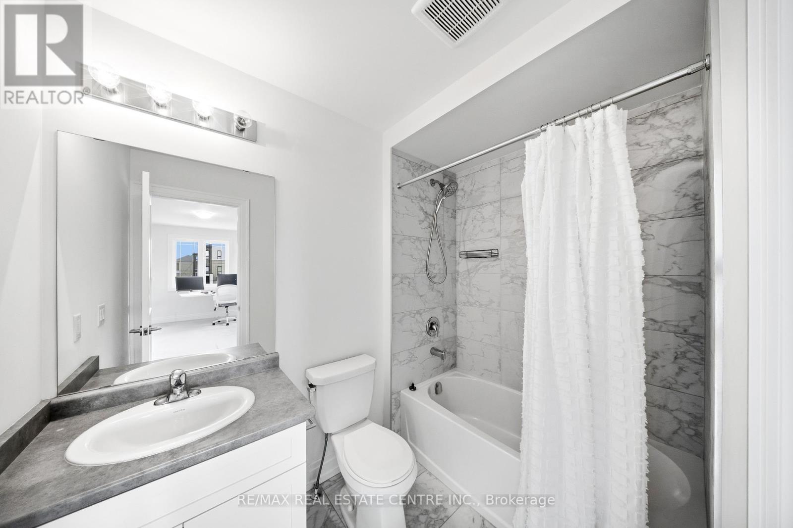 45 GREAT FALLS BOULEVARD, Hamilton (Waterdown), Ontario, L8B1X8 — Photo 35