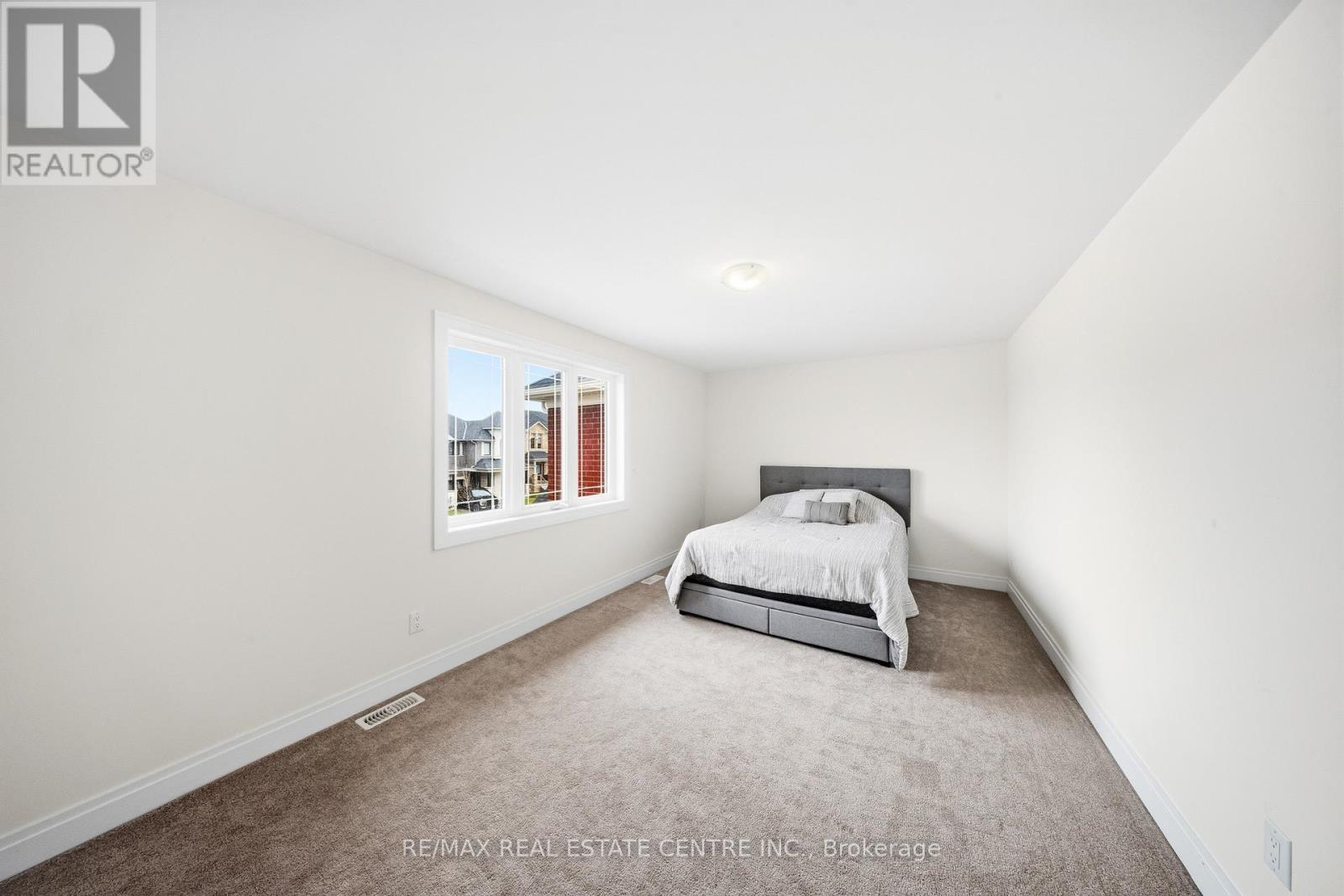 45 GREAT FALLS BOULEVARD, Hamilton (Waterdown), Ontario, L8B1X8 — Photo 37