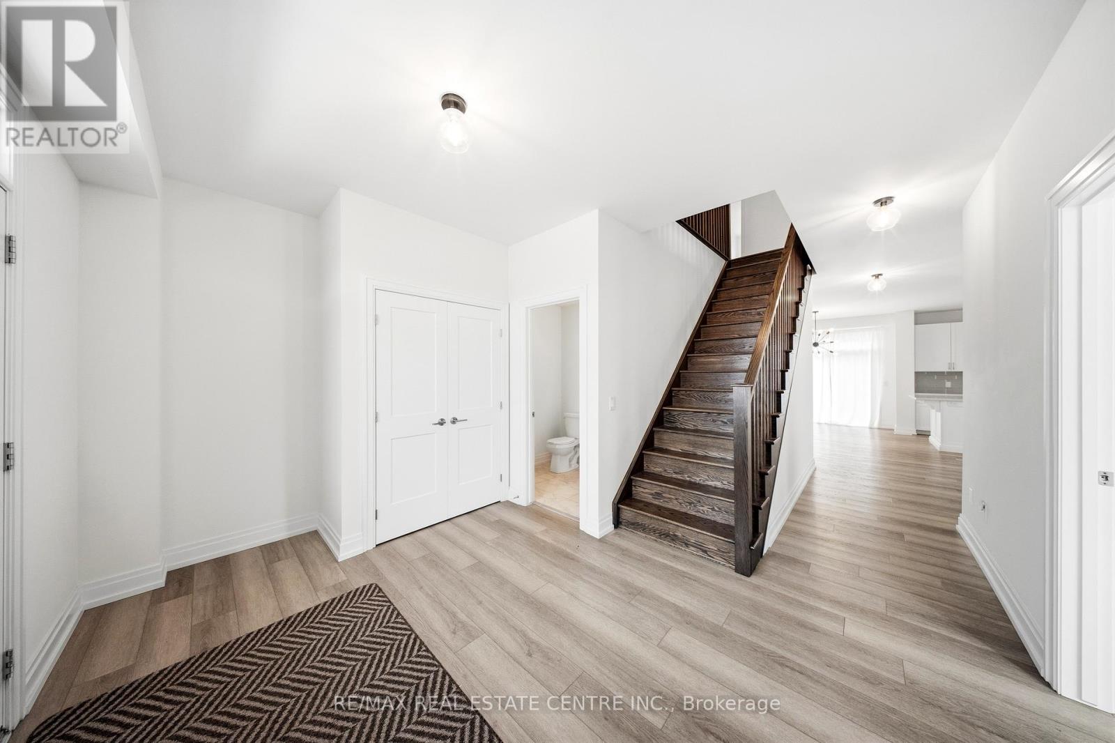 45 GREAT FALLS BOULEVARD, Hamilton (Waterdown), Ontario, L8B1X8 — Photo 7