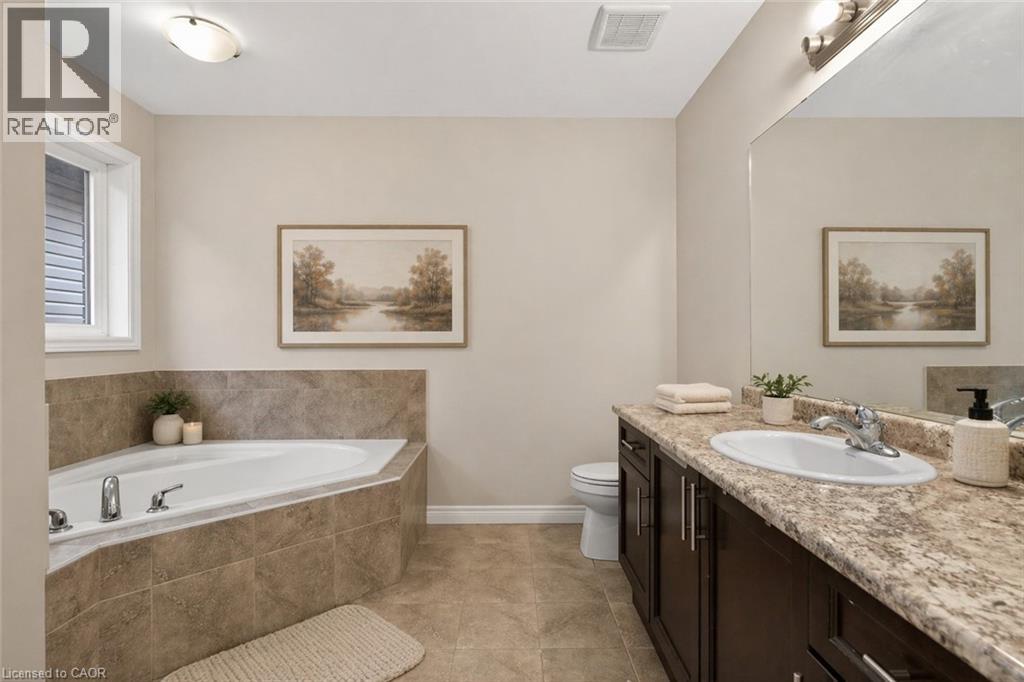 79 DOLOMITI Court, Hamilton, Ontario, L0R1P0 — Photo 35