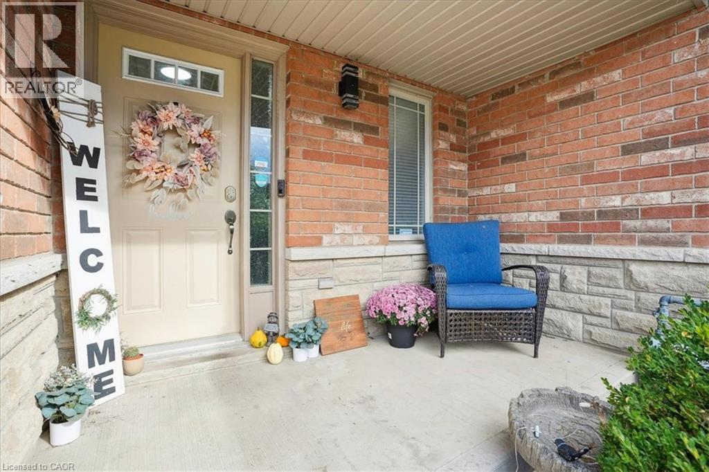 4496 COMFORT Crescent, Lincoln, Ontario, L0R1B3 — Photo 2