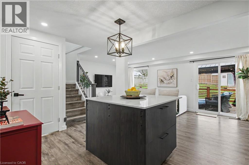 7 WYCLIFFE Place, Kitchener, Ontario, N2M5J6 — Photo 15