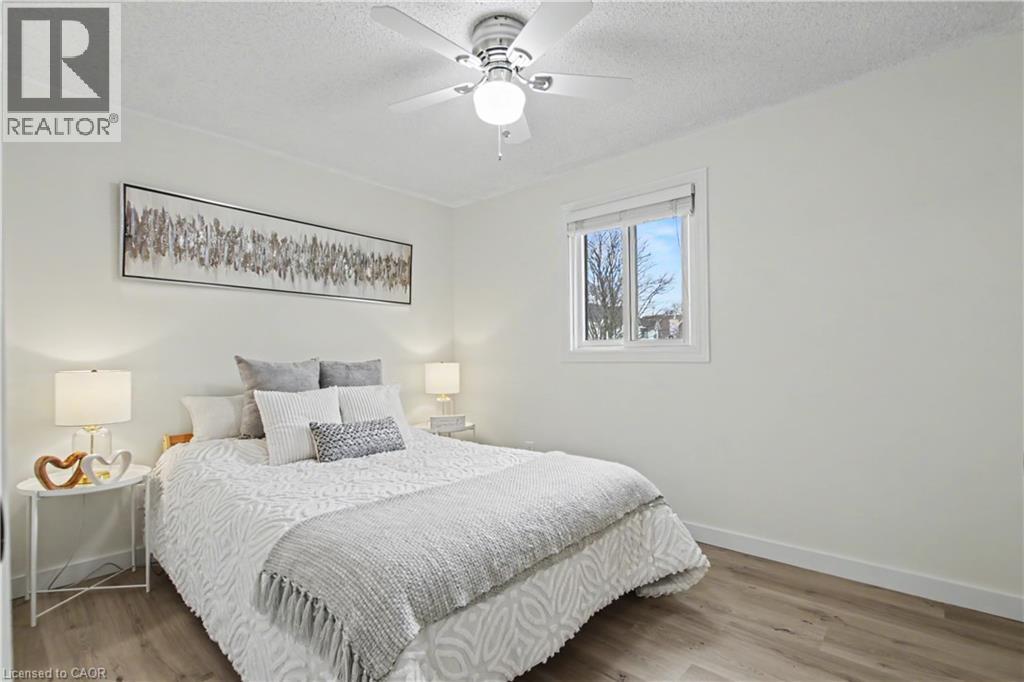 7 WYCLIFFE Place, Kitchener, Ontario, N2M5J6 — Photo 28