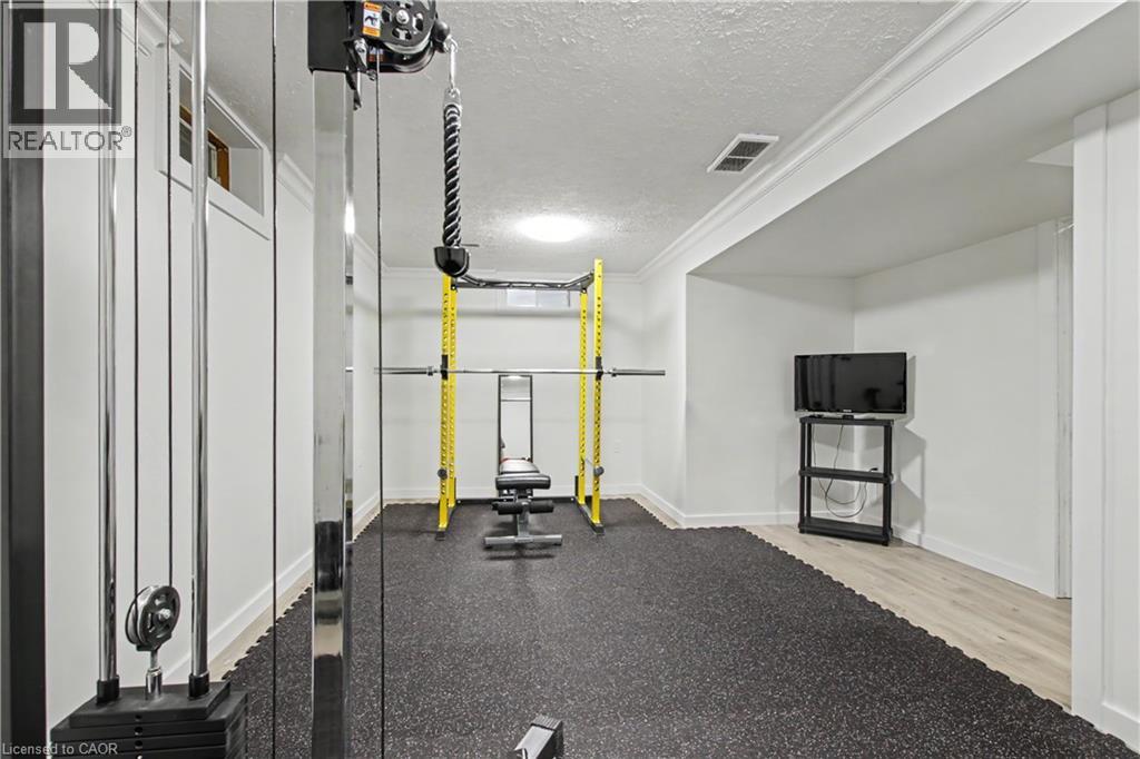 7 WYCLIFFE Place, Kitchener, Ontario, N2M5J6 — Photo 32