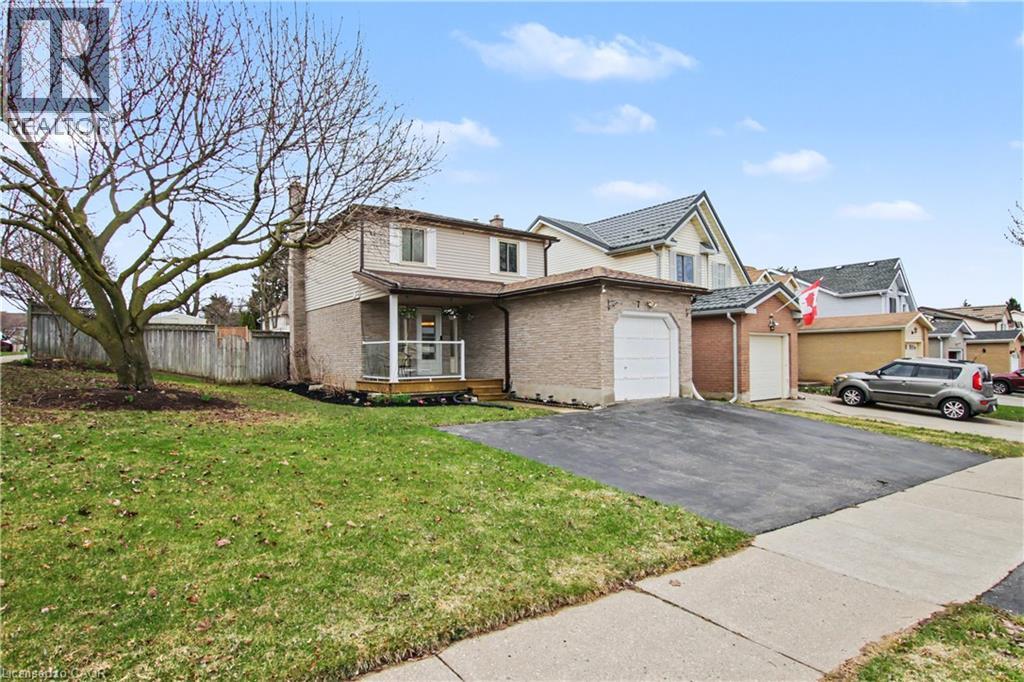 7 WYCLIFFE Place, Kitchener, Ontario, N2M5J6 — Photo 5