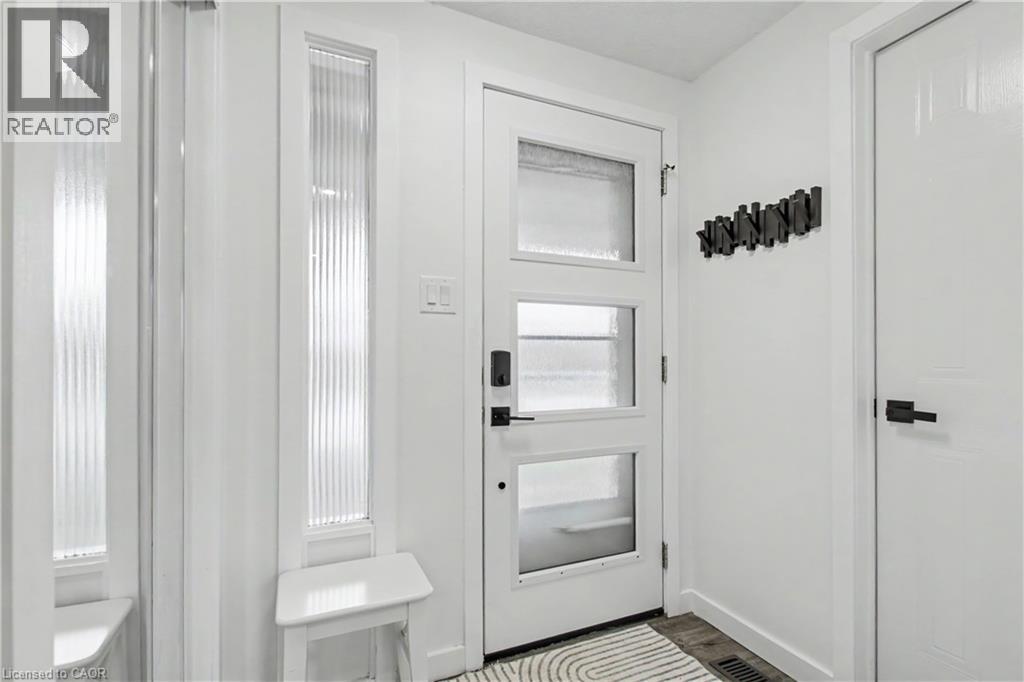 7 WYCLIFFE Place, Kitchener, Ontario, N2M5J6 — Photo 7