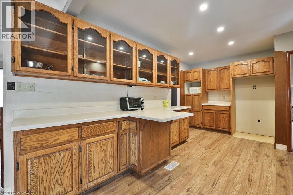 759 KING Road, Burlington, Ontario, L7T3K7 — Photo 14