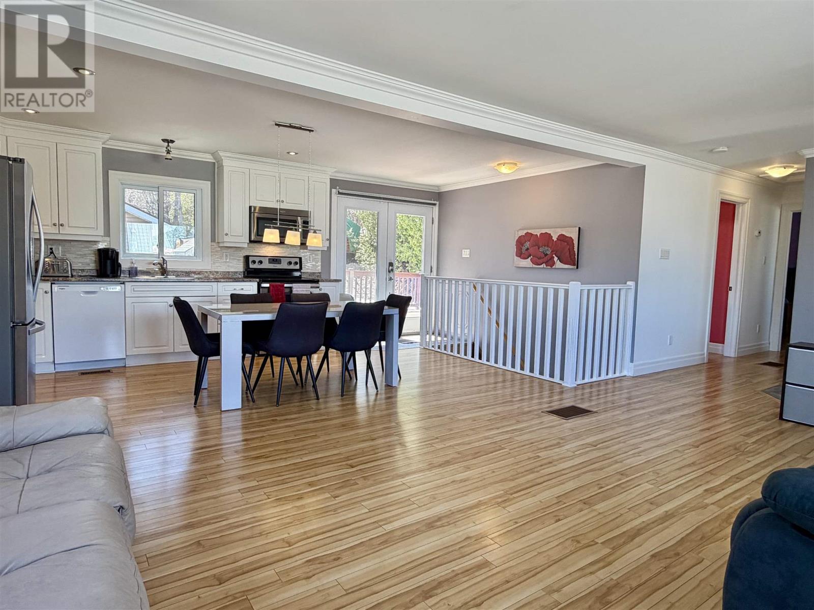 97 Hutchison AVE, Elliot Lake, Ontario, P5A1W9 — Photo 13