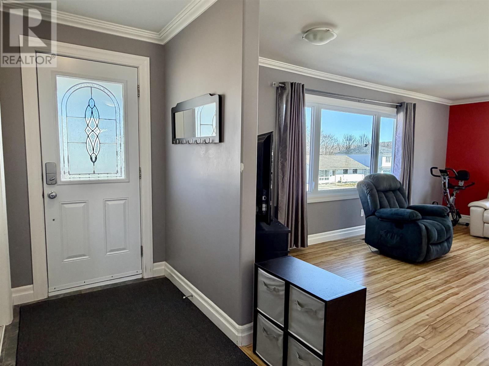 97 Hutchison AVE, Elliot Lake, Ontario, P5A1W9 — Photo 9