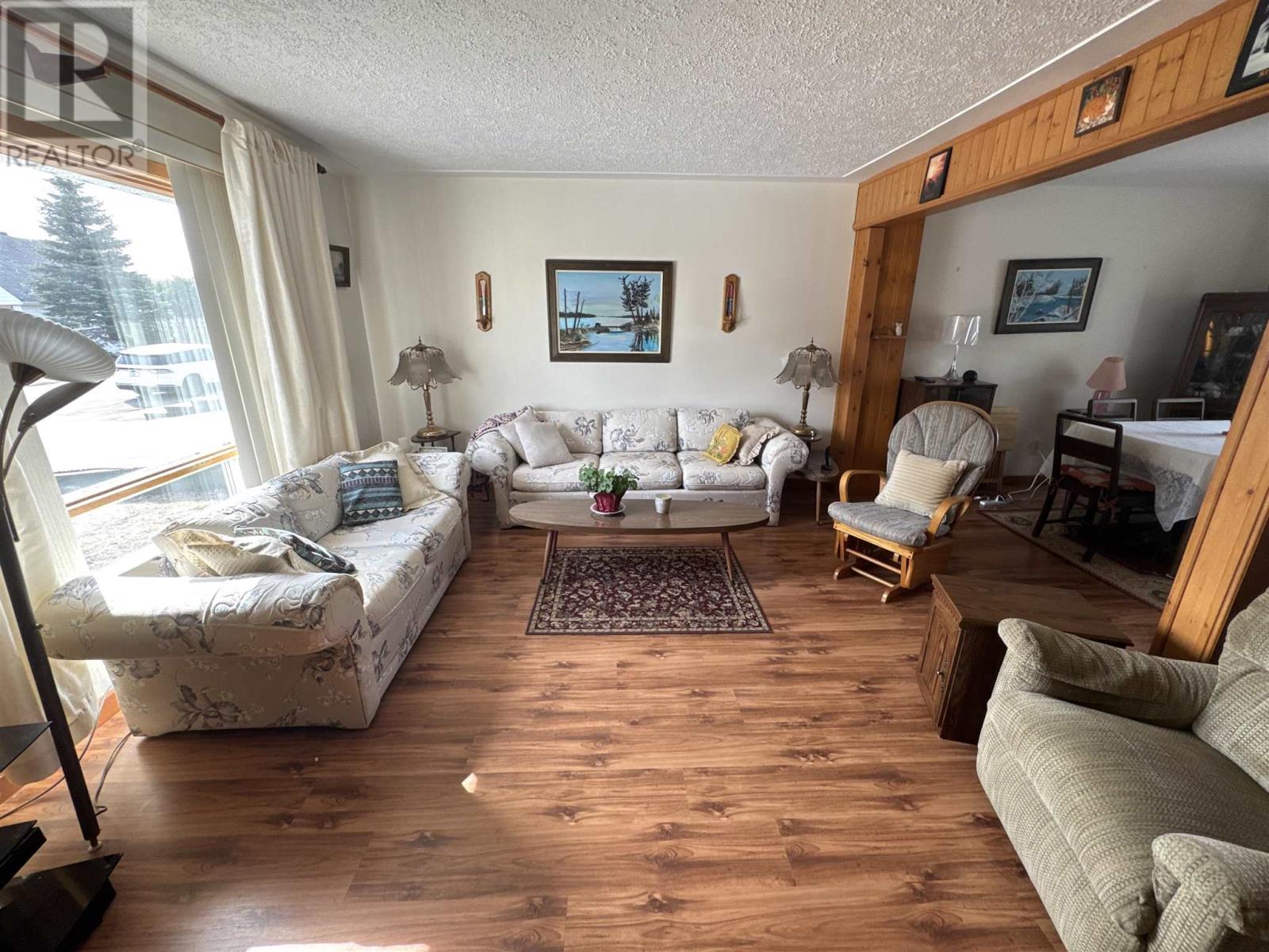 18 Blackwell RD, Elliot Lake, Ontario, P5A1G5 — Photo 7