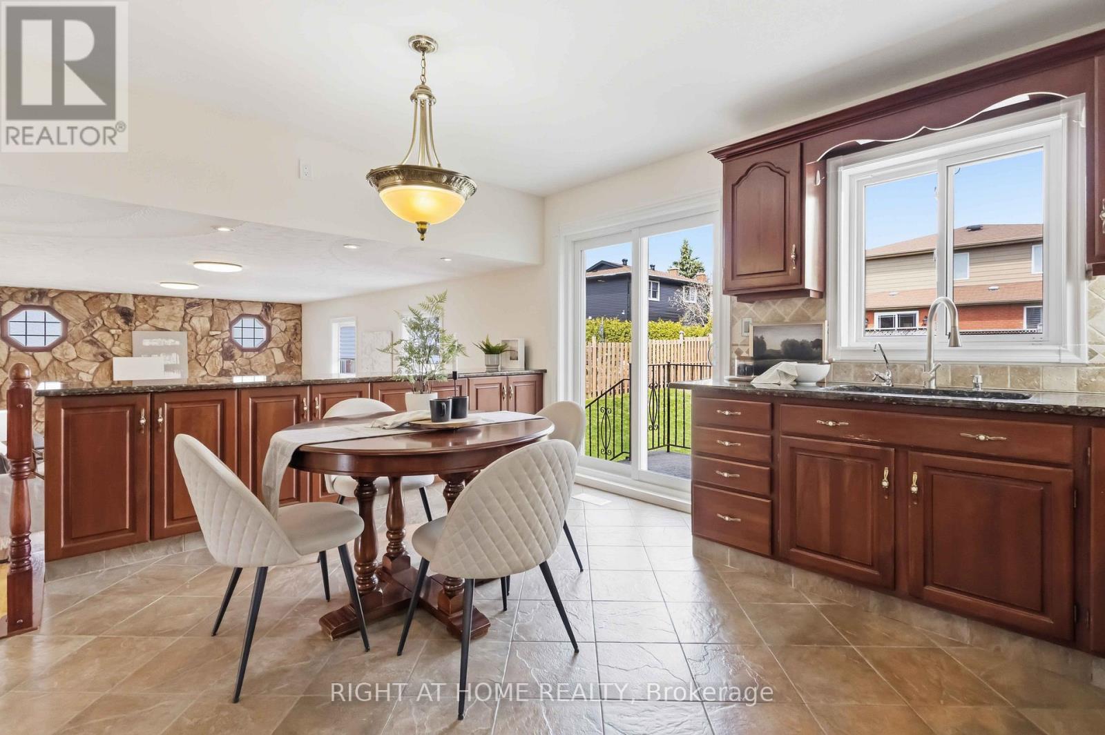 313 PRESTON DRIVE, Oshawa (McLaughlin), Ontario, L1J6Y6 — Photo 14