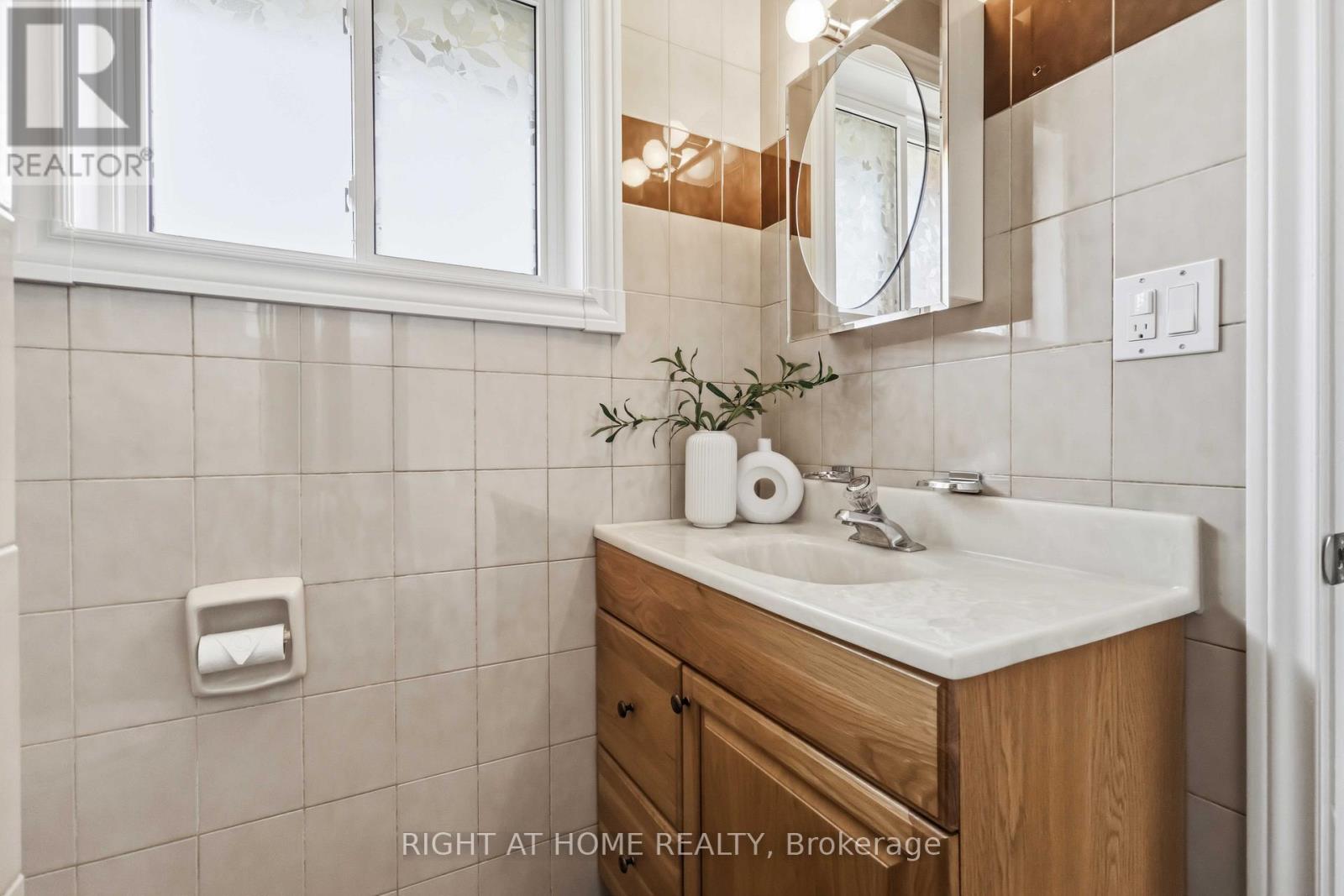 313 PRESTON DRIVE, Oshawa (McLaughlin), Ontario, L1J6Y6 — Photo 31