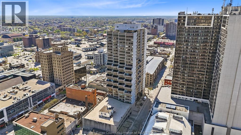 380 PELISSIER STREET Unit# 301, Windsor, Ontario, N9A6V7 — Photo 2