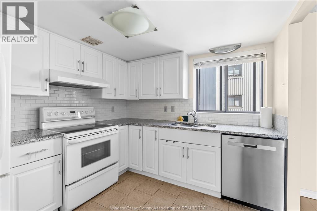 380 PELISSIER STREET Unit# 301, Windsor, Ontario, N9A6V7 — Photo 7