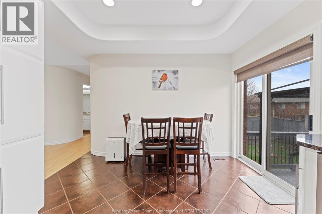 4824 BARCELONA, Windsor, Ontario, N9G3E9 — Photo 16