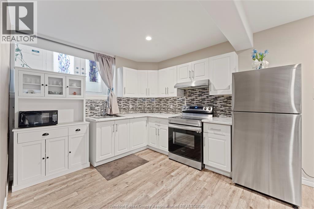 4824 BARCELONA, Windsor, Ontario, N9G3E9 — Photo 25