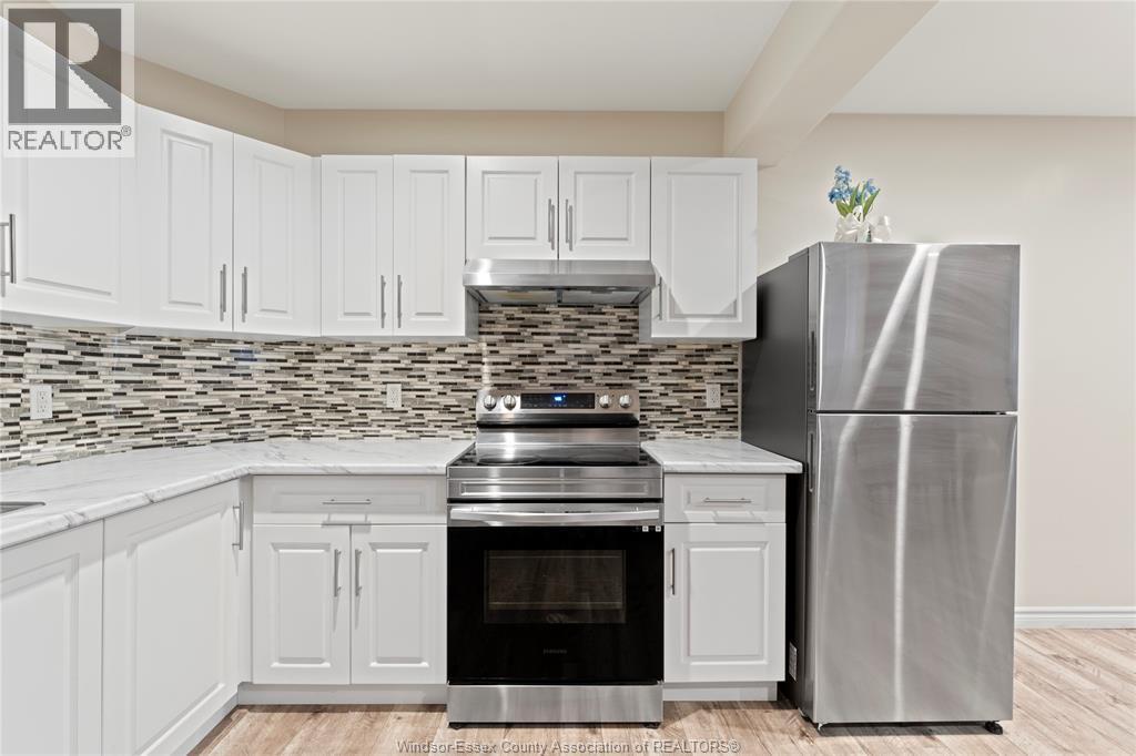 4824 BARCELONA, Windsor, Ontario, N9G3E9 — Photo 26