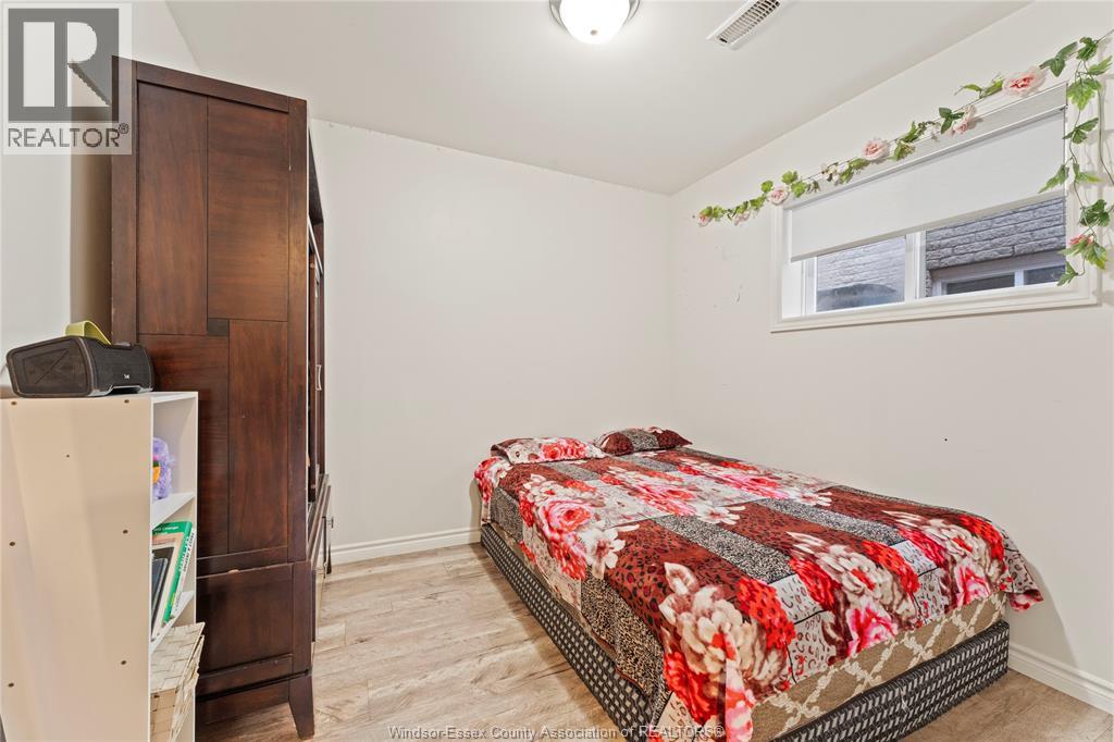 4824 BARCELONA, Windsor, Ontario, N9G3E9 — Photo 33