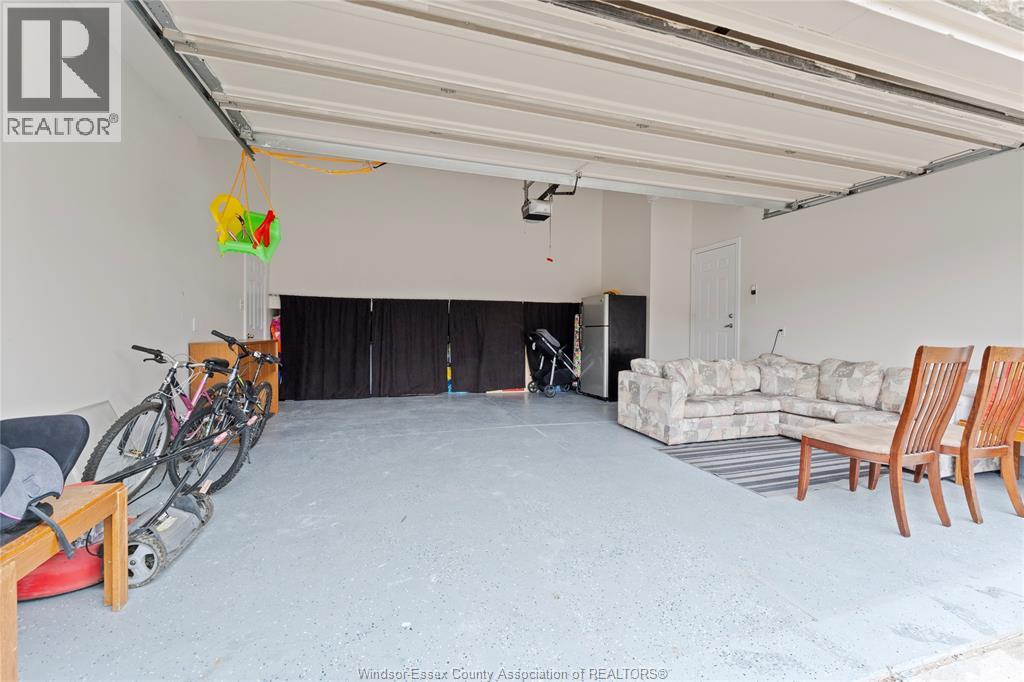 4824 BARCELONA, Windsor, Ontario, N9G3E9 — Photo 36