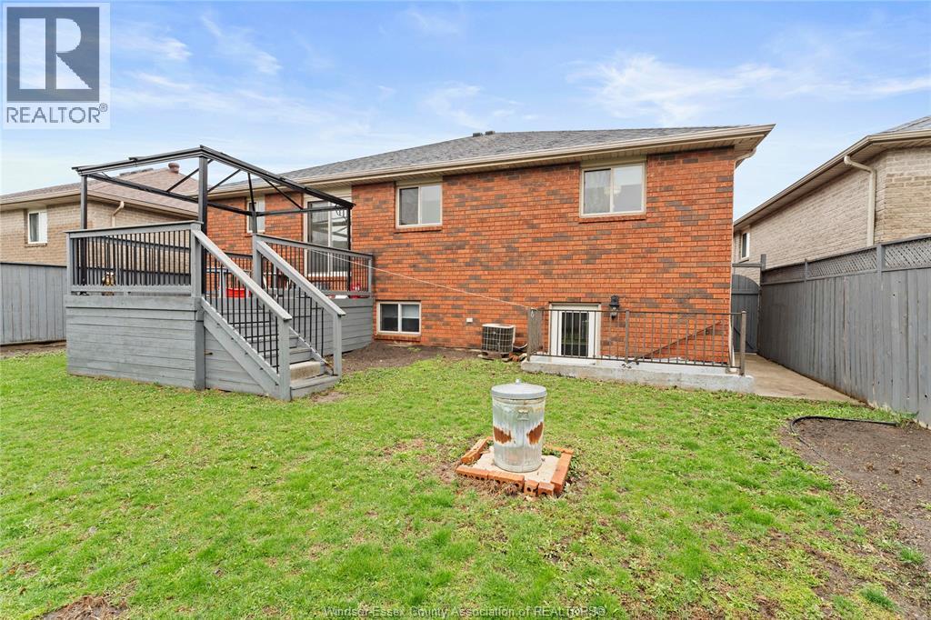 4824 BARCELONA, Windsor, Ontario, N9G3E9 — Photo 37