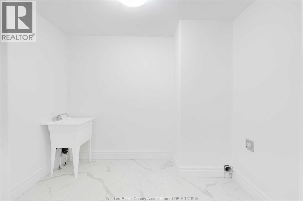 58 NOBLE, Amherstburg, Ontario, N9V0G8 — Photo 42