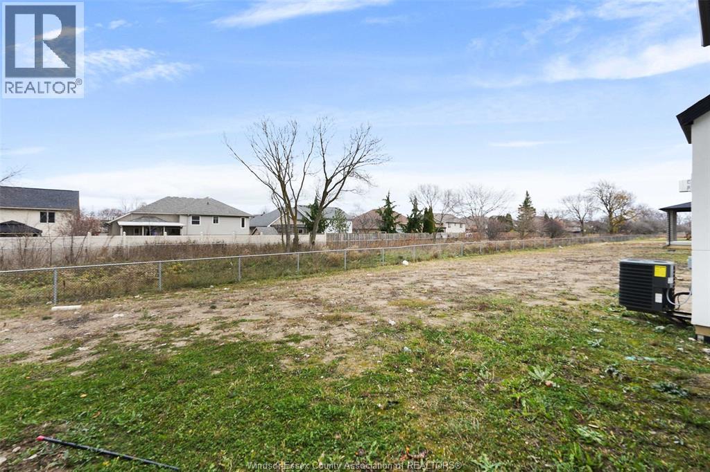 58 NOBLE, Amherstburg, Ontario, N9V0G8 — Photo 50