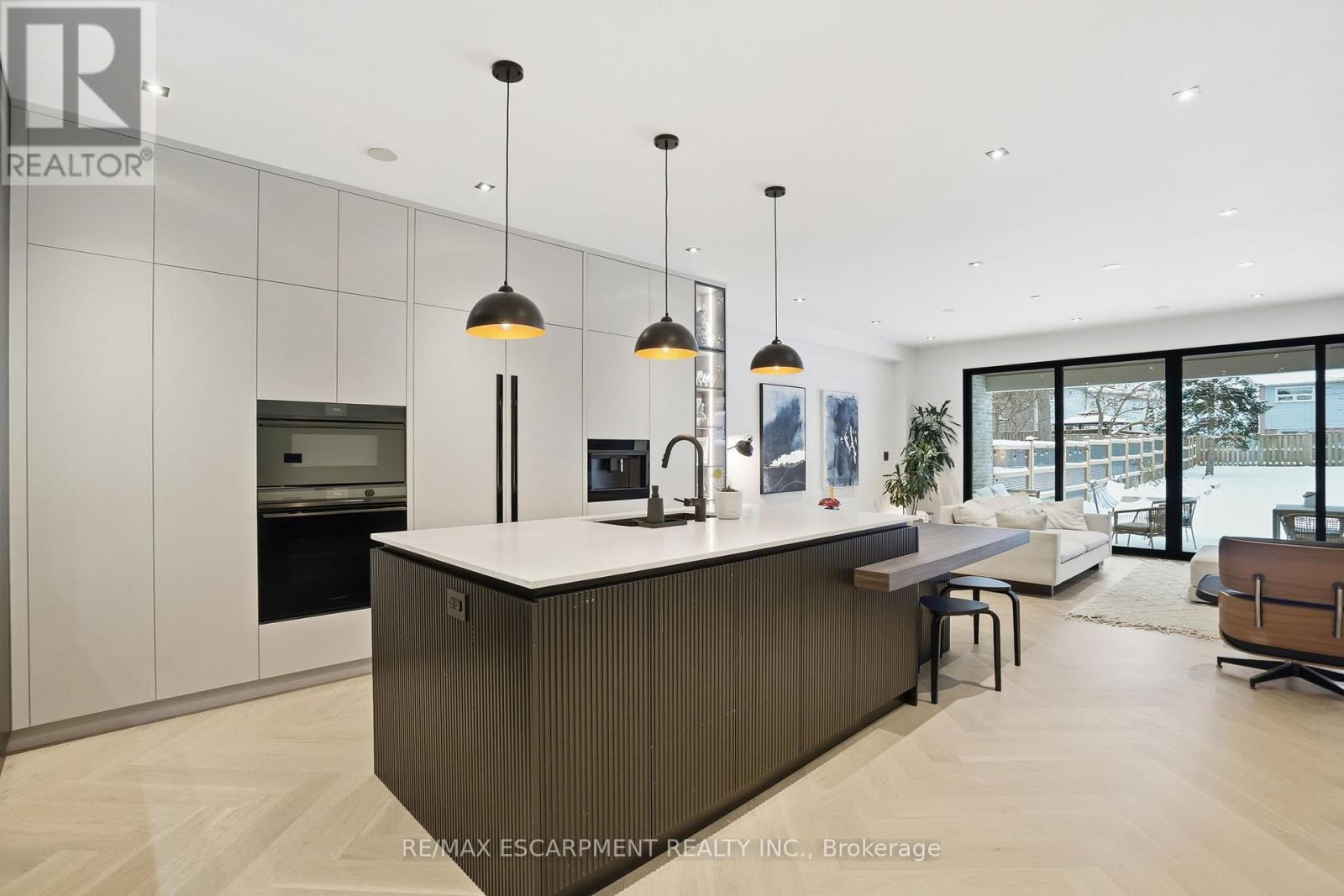 20B BROADVIEW AVENUE, Mississauga (Port Credit), Ontario, L5H2S8 — Photo 11