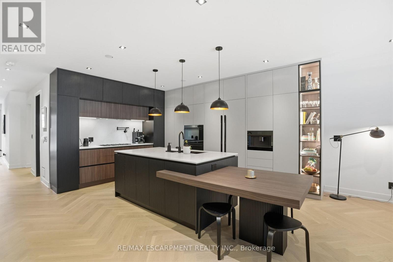 20B BROADVIEW AVENUE, Mississauga (Port Credit), Ontario, L5H2S8 — Photo 13