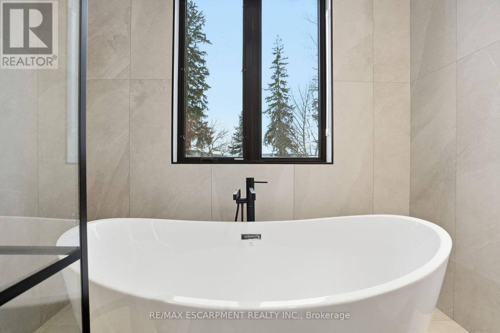 20B BROADVIEW AVENUE, Mississauga (Port Credit), Ontario, L5H2S8 — Photo 30