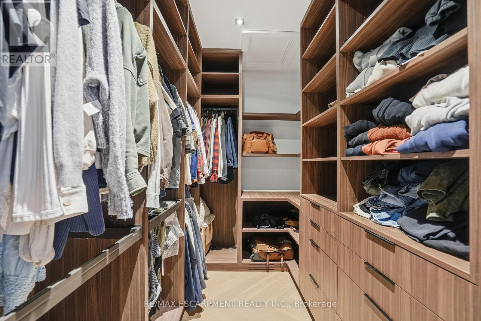 20B BROADVIEW AVENUE, Mississauga (Port Credit), Ontario, L5H2S8 — Photo 32