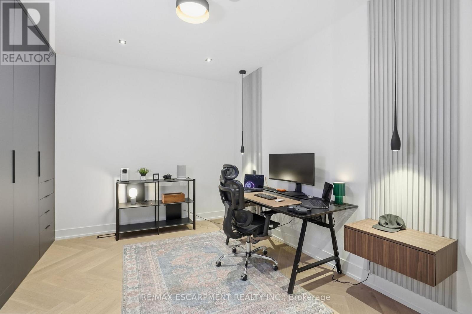 20B BROADVIEW AVENUE, Mississauga (Port Credit), Ontario, L5H2S8 — Photo 34