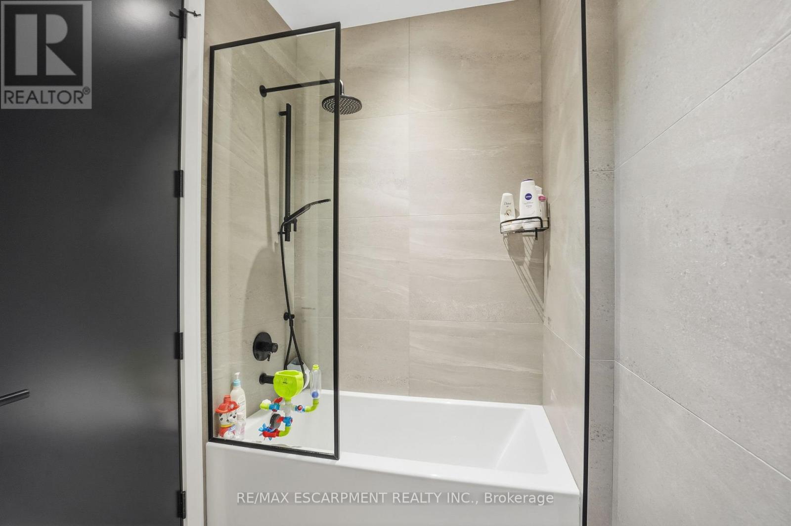 20B BROADVIEW AVENUE, Mississauga (Port Credit), Ontario, L5H2S8 — Photo 37