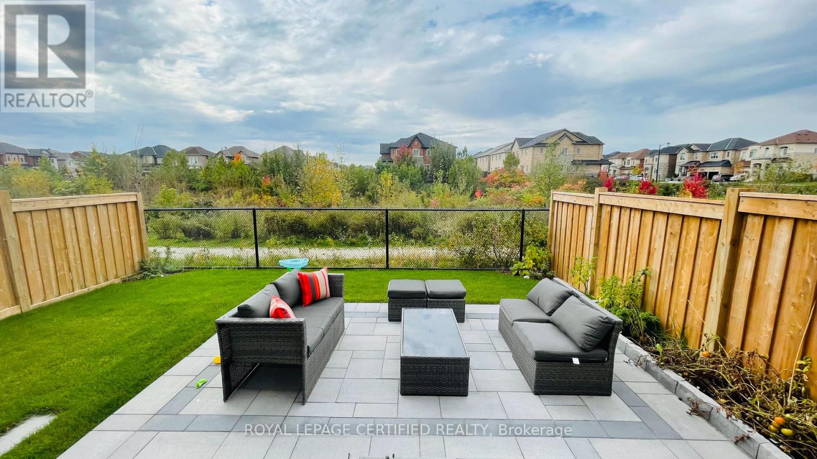 1506 CLITHEROW STREET, Milton (FO Ford), Ontario, L9E0B1 — Photo 21