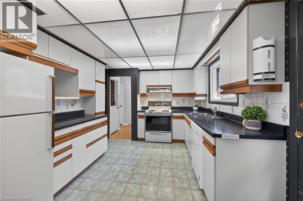 42 HOLBROOK Road, Hamilton, Ontario, L9C2H2 — Photo 13