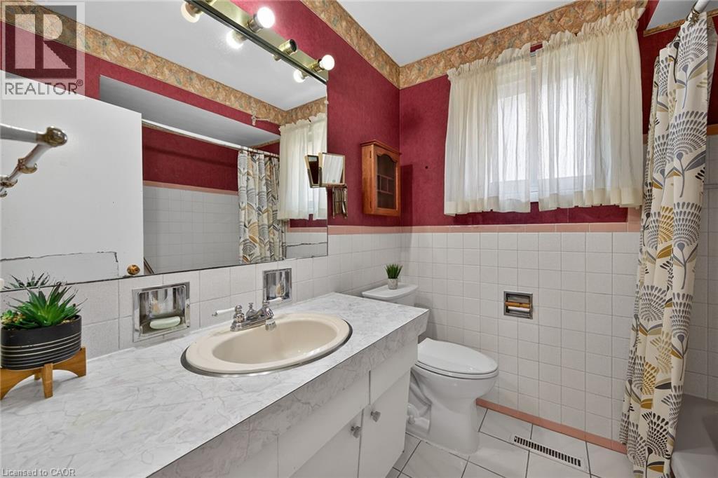 42 HOLBROOK Road, Hamilton, Ontario, L9C2H2 — Photo 25