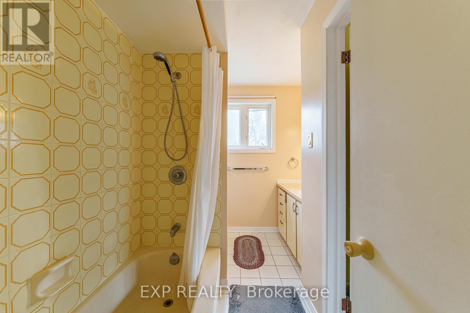 31 COOLSPRING CRESCENT, Ottawa, Ontario, K2E7M9 — Photo 23