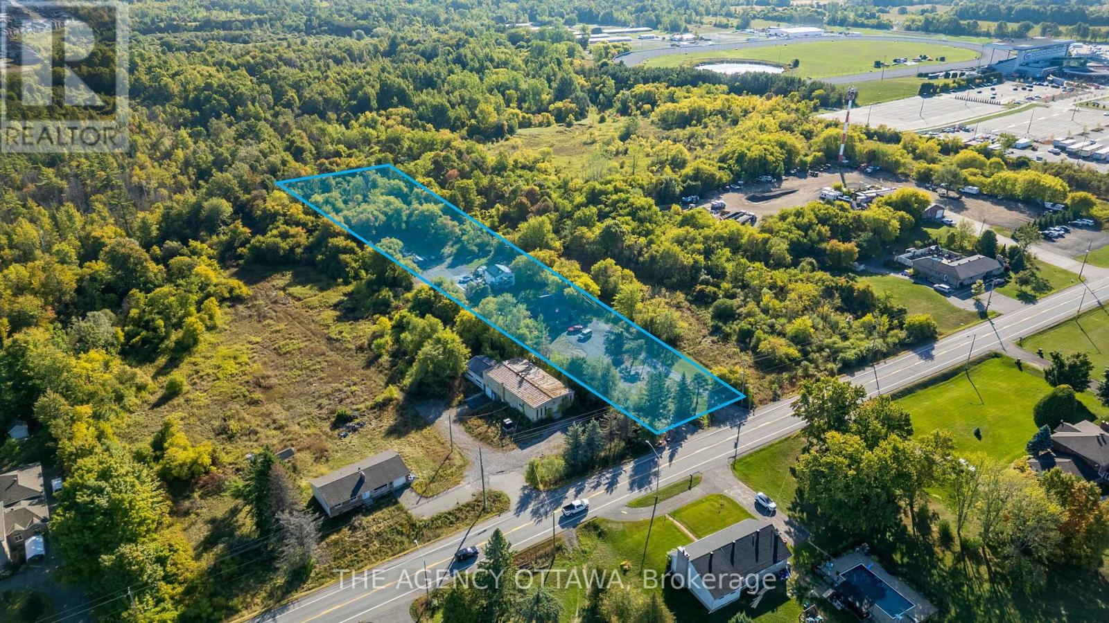 4667 ALBION ROAD, Ottawa, Ontario, K1X1A4 — Photo 4