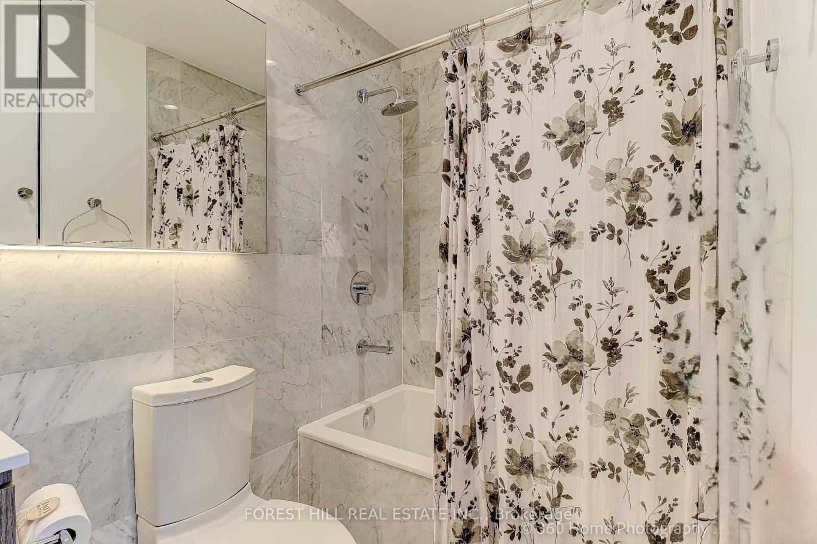 1215 - 17 BATHURST STREET, Toronto (Waterfront Communities), Ontario, M5V0N1 — Photo 12
