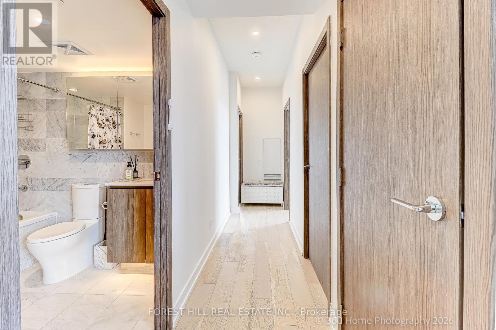 1215 - 17 BATHURST STREET, Toronto (Waterfront Communities), Ontario, M5V0N1 — Photo 19