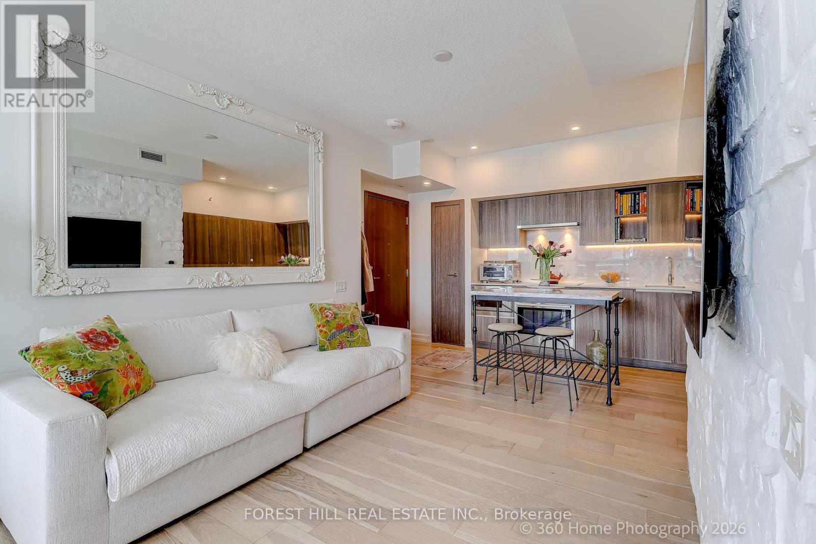 1215 - 17 BATHURST STREET, Toronto (Waterfront Communities), Ontario, M5V0N1 — Photo 5