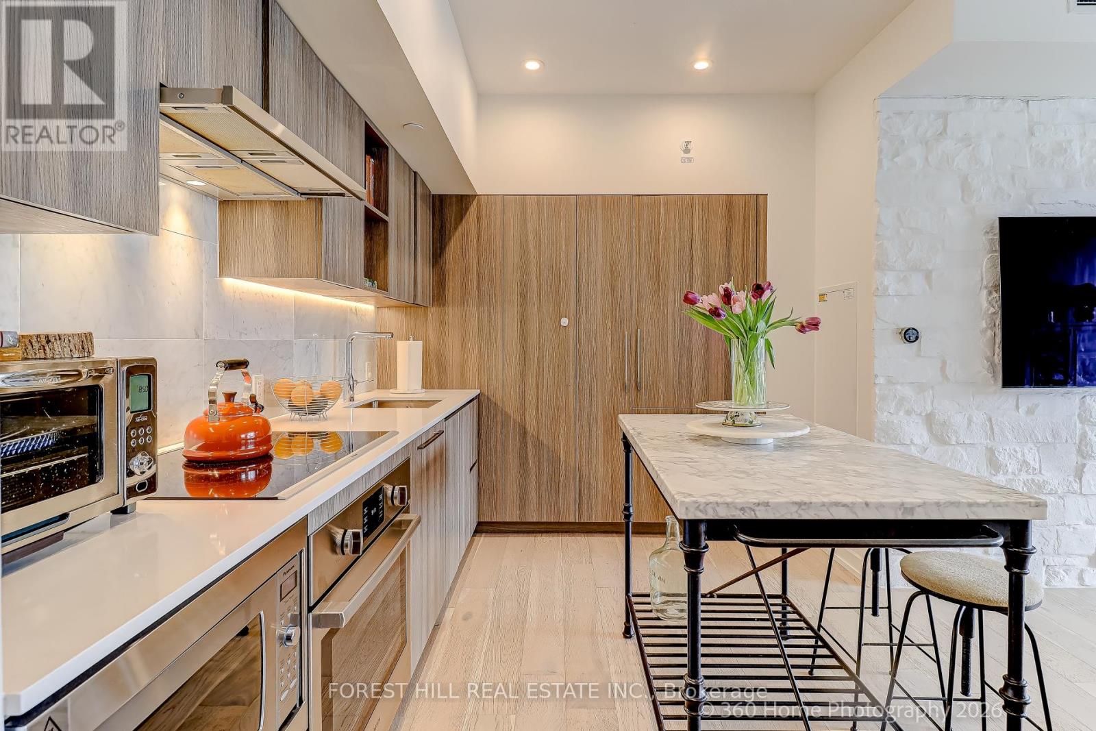 1215 - 17 BATHURST STREET, Toronto (Waterfront Communities), Ontario, M5V0N1 — Photo 7