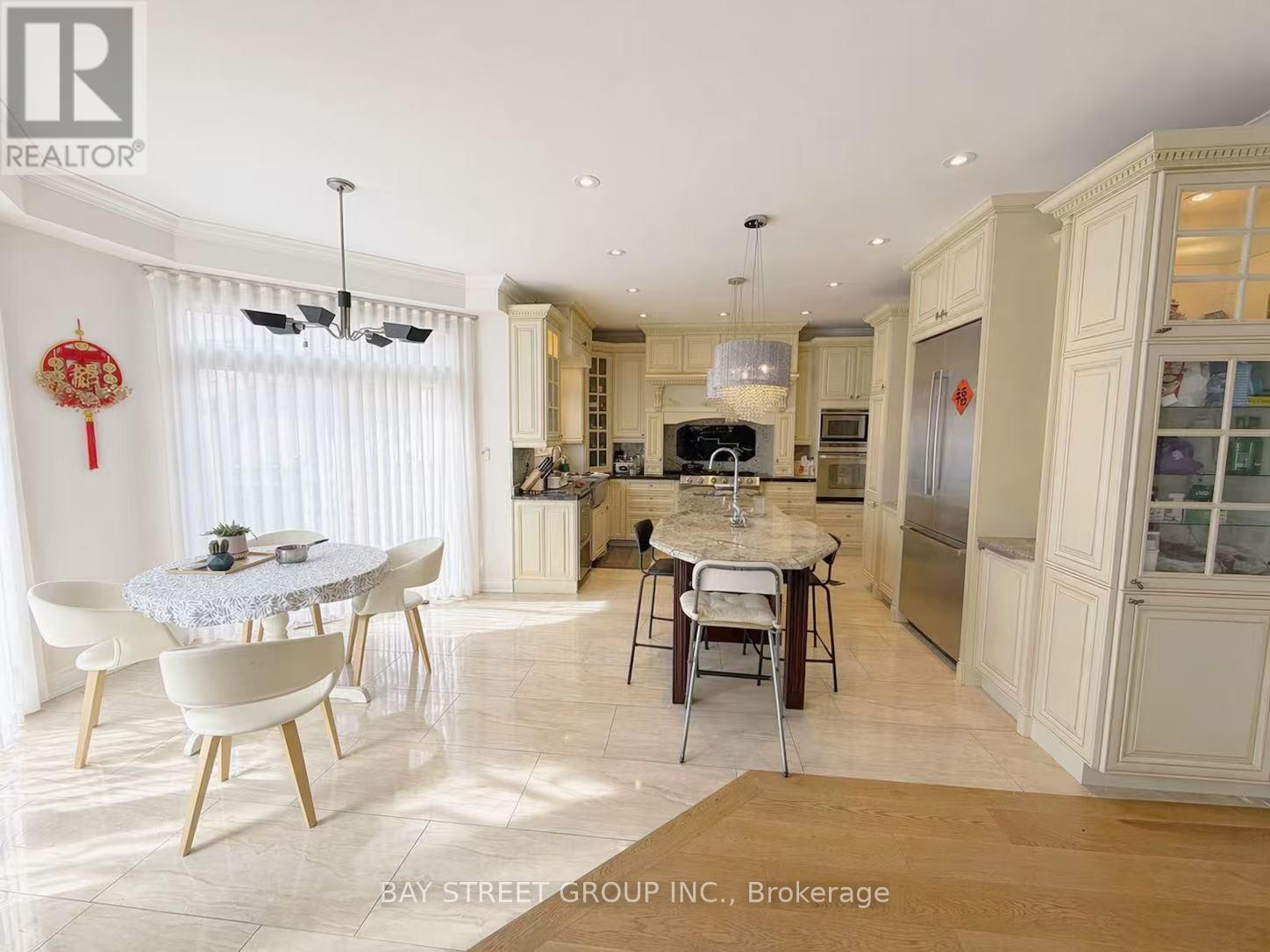 UPPER LEVEL - 42 FOURACRE WAY, Aurora, Ontario, L4G7W1 — Photo 11