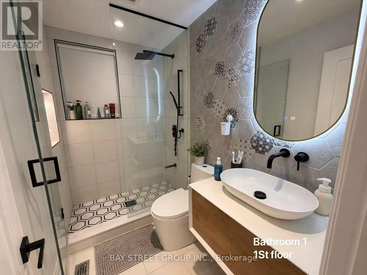 UPPER LEVEL - 42 FOURACRE WAY, Aurora, Ontario, L4G7W1 — Photo 16