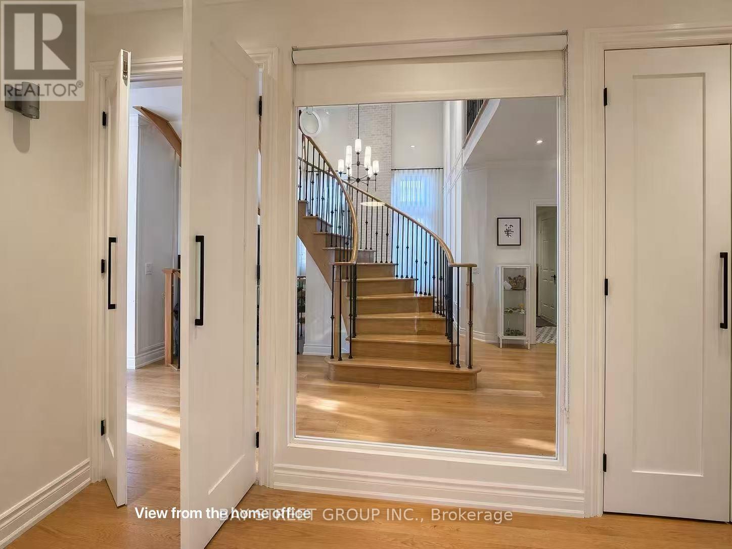 UPPER LEVEL - 42 FOURACRE WAY, Aurora, Ontario, L4G7W1 — Photo 6