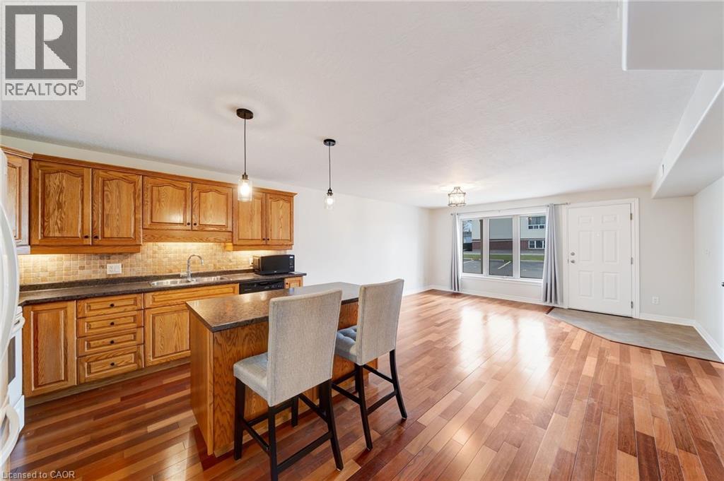 50 WHITLAW Way Unit# 102, Paris, Ontario, N3L4C3 — Photo 9