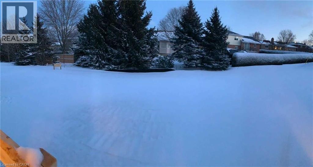 125 STONEBROOK Way, Markdale, Ontario — Photo 42