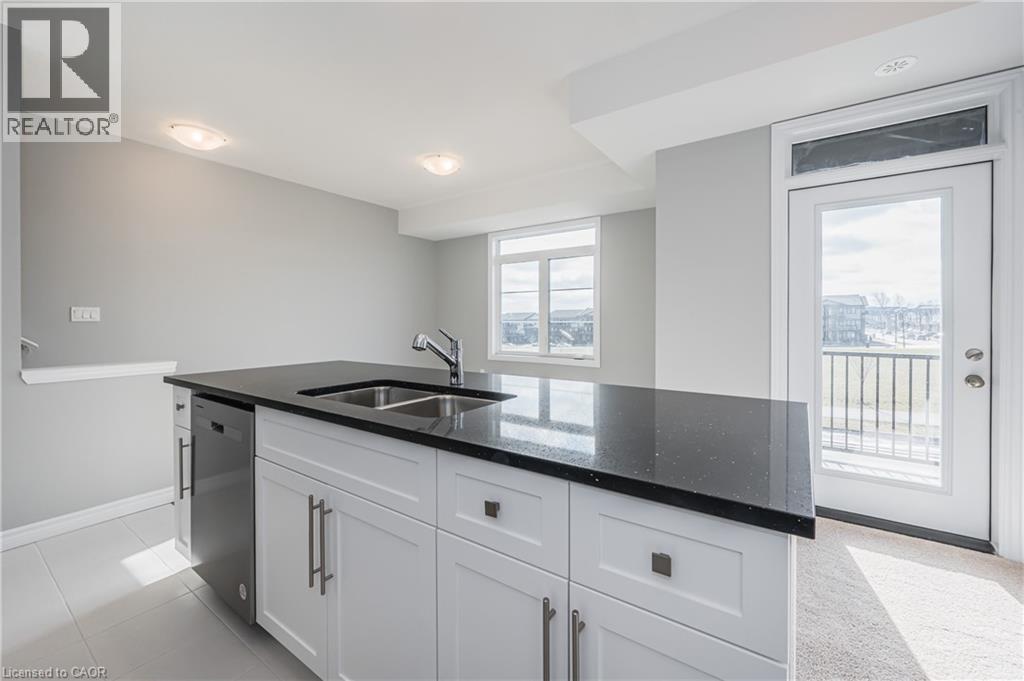 8 OAT Lane, Kitchener, Ontario, N2R0T1 — Photo 11