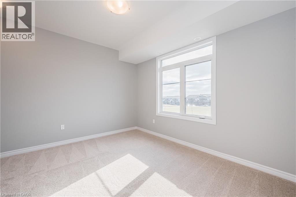 8 OAT Lane, Kitchener, Ontario, N2R0T1 — Photo 3