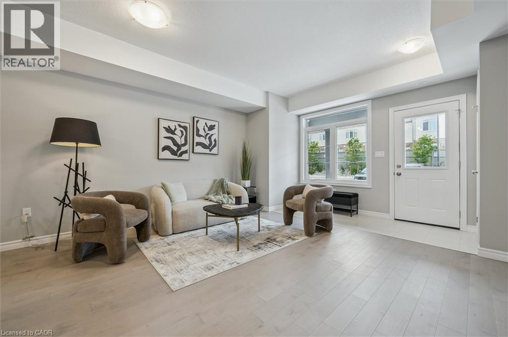 30 OAT Lane, Kitchener, Ontario, N2R0K1 — Photo 4